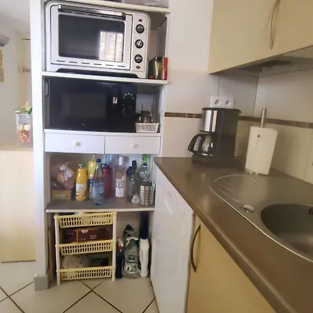 T2 Climatise Avec Piscine Et Parking, Cap D'agde, Pres De La - Fr-1-607-226 Apartment