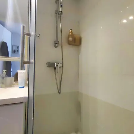 T2 Climatise Avec Piscine Et Parking, Cap D'agde, Pres De La - Fr-1-607-226 Apartment
